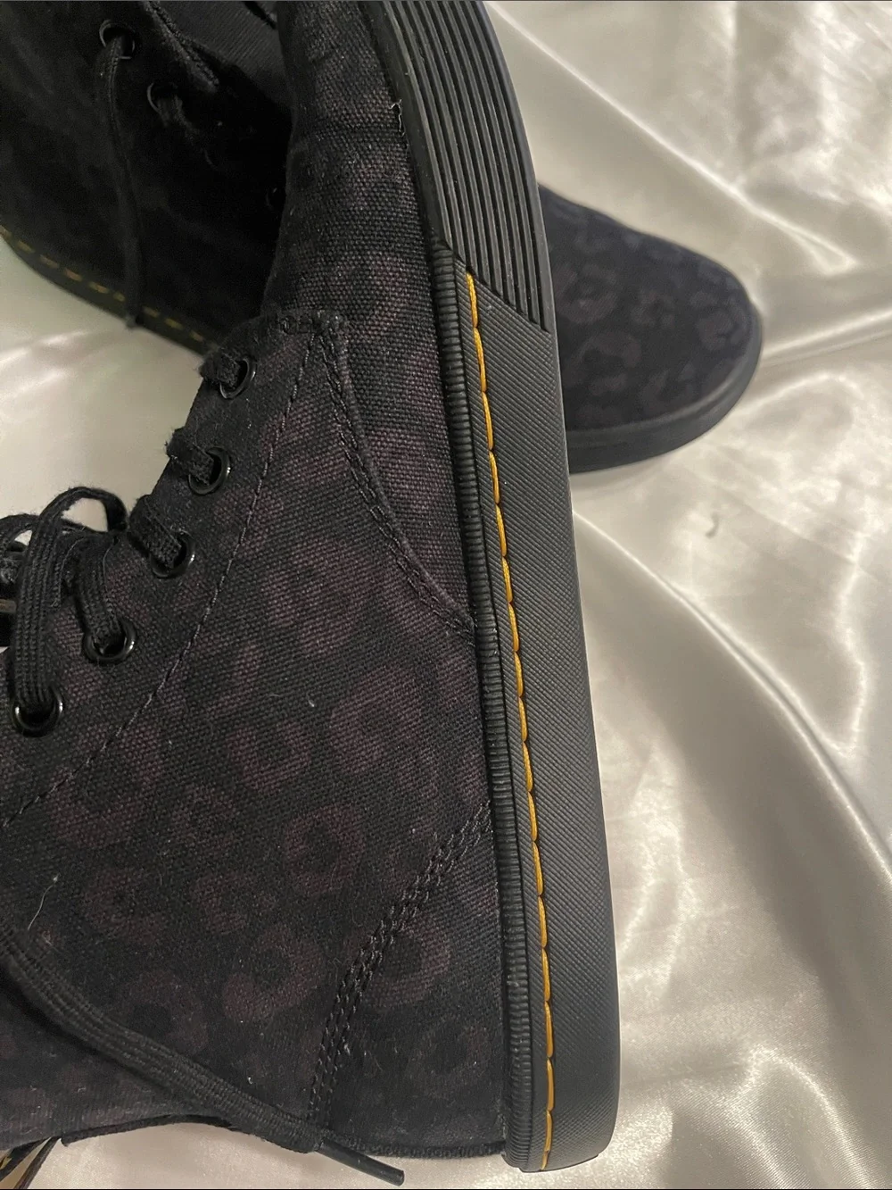 Dr. Martens Black Canvas Lace-Up Skull Pattern Boots - Picture 9 of 12